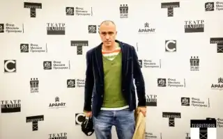 «Чулпаша пока живет без мужа»: Хаматова построила на свои гонорары дом в Латвии и стала скрывать личную жизнь