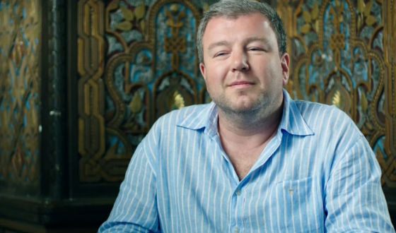 Актер Александр Робак