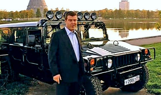 Александр Робак в фильме «Брат-2»