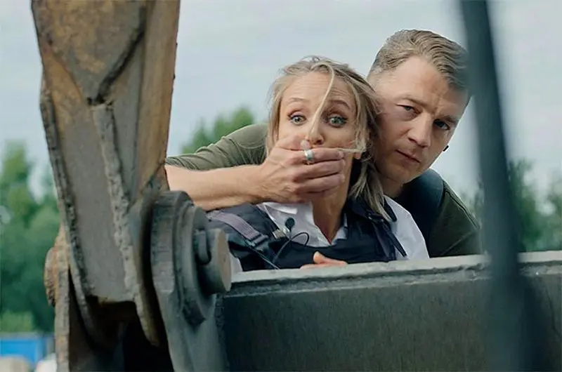 Алексей Демидов и Софья Ардова в сериале «Женская версия»