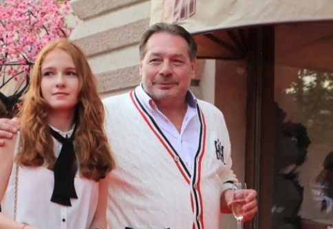Дочь Дмитрия Назарова – Арина Назарова фото