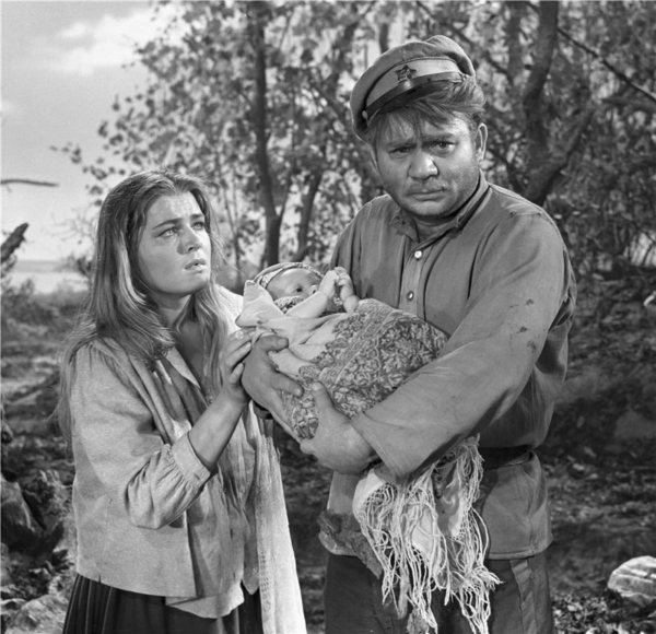 'Людмила Чурсина и Евгений Леонов 