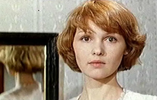 Мария Соломина в фильме «Двое в новом доме»