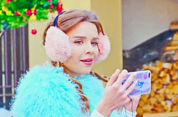 Мария Вэй в фильме «Новогодний переполох»
