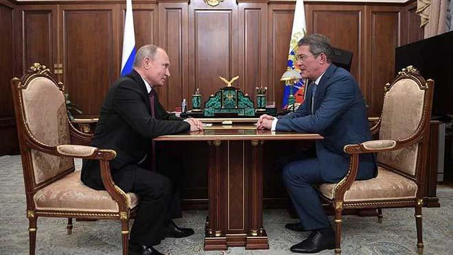 Политики
