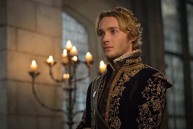 Тоби Регбо в сериале «Царство»